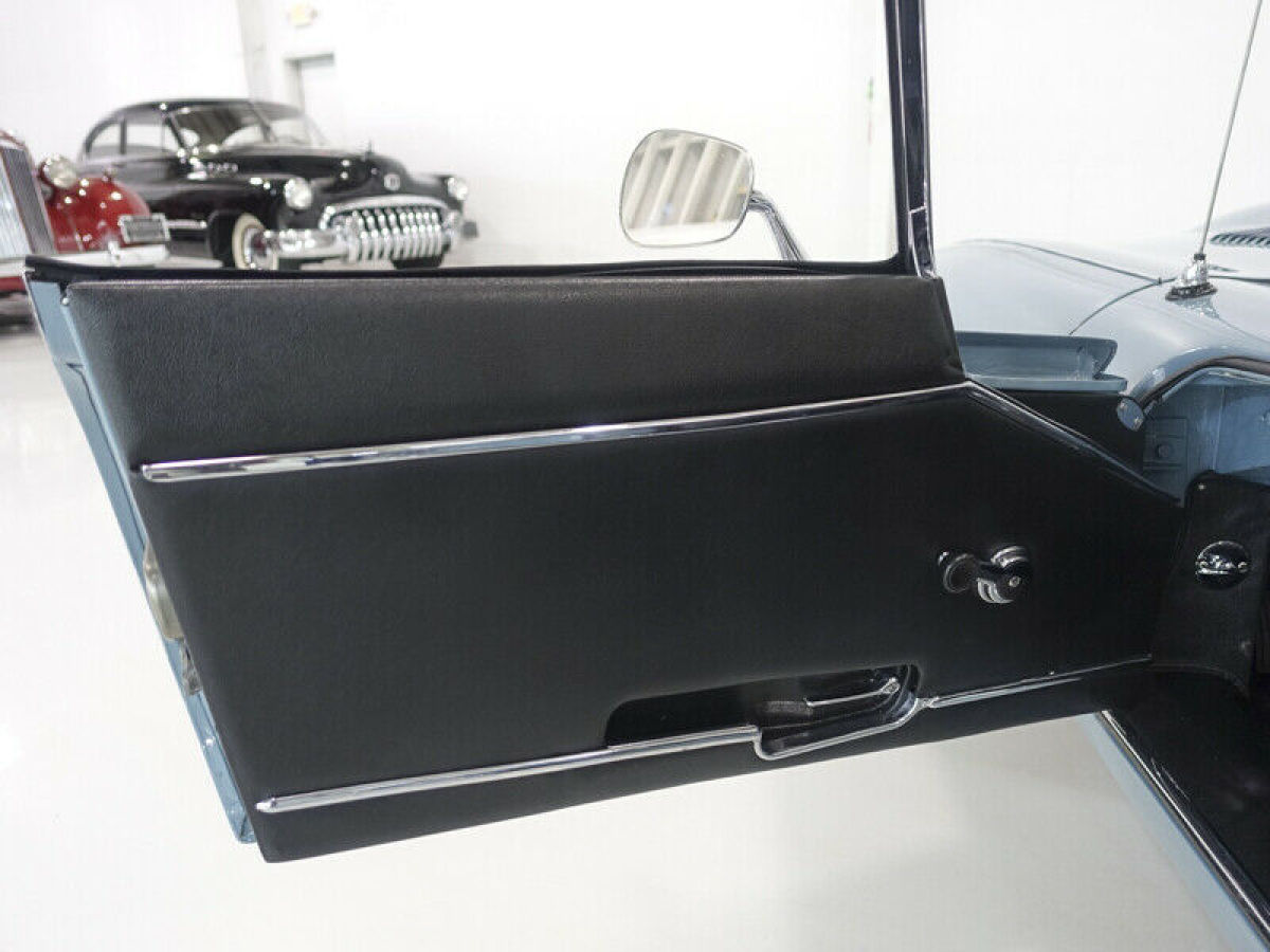 1969 Jaguar E-Type Series II - photo 11