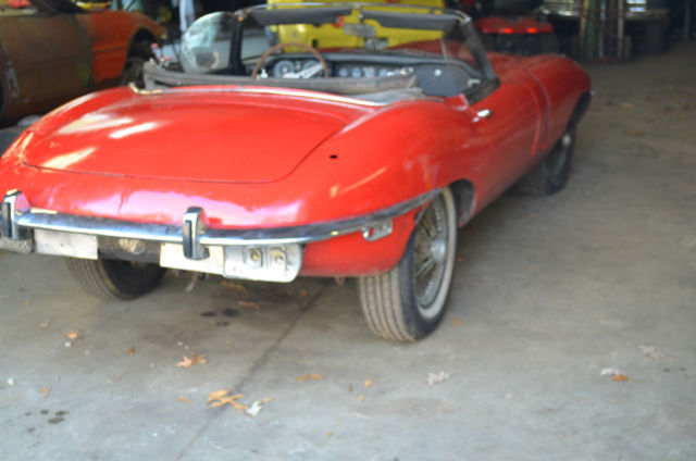 1969 JAGUAR E-TYPE XKE Convertible 1969 Jaguar E-Type XKE