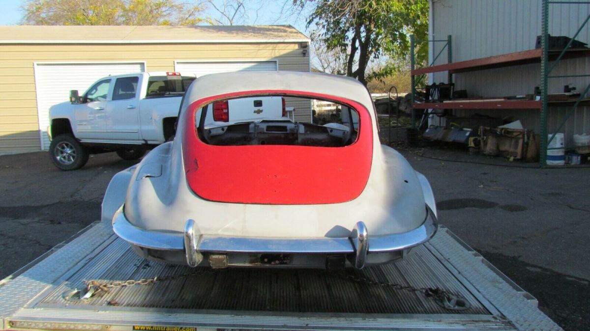 1969 Jaguar E-Type Coupe - photo 3