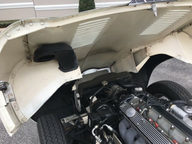 1969 Jaguar E-Type XKE - photo 13