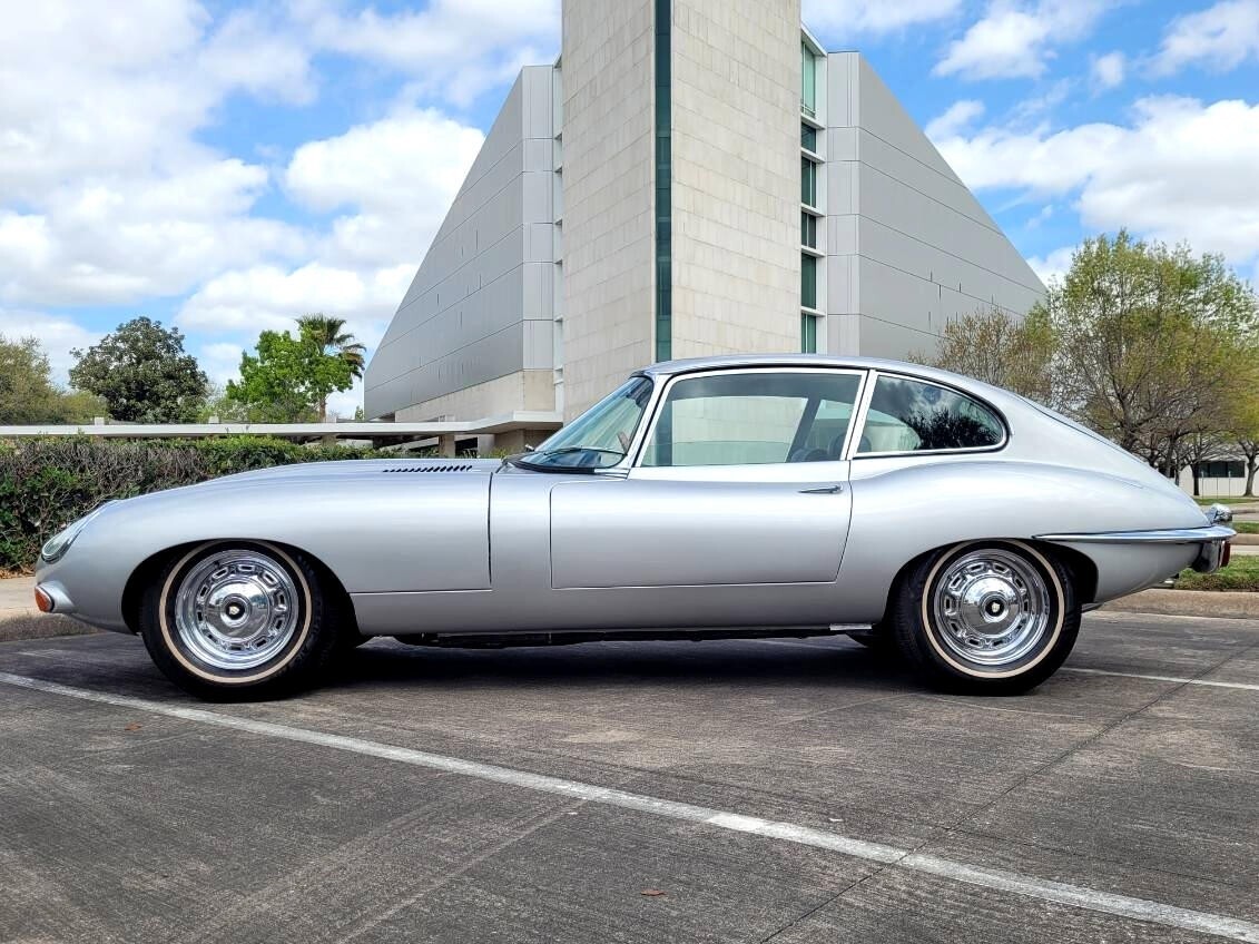 1969 Jaguar XK - photo 5