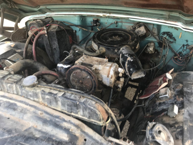 1969 Jeep Wagoneer i6 - photo 3