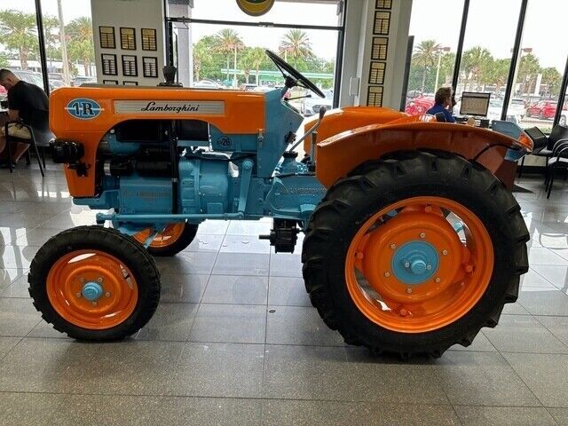 1969 LAMBORGHINI TRACTOR 1R 230 - (COLLECTOR SERIES) - photo 2