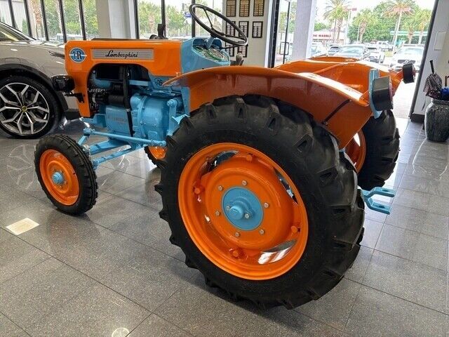 1969 LAMBORGHINI TRACTOR 1R 230 - (COLLECTOR SERIES) - photo 3