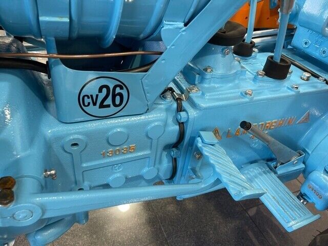 1969 LAMBORGHINI TRACTOR 1R VINEYARD EDITION TRACTOR - (COLLECTOR SERIES) - photo 8