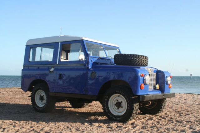 1969 Land Rover Defender - photo 3