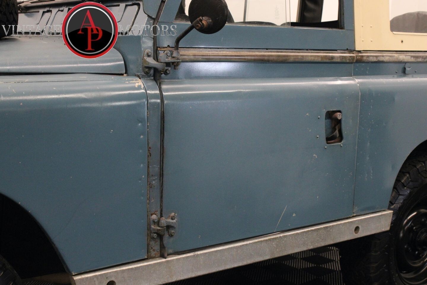 1969 Land Rover Series IIA 4X4 With Overdrive! - photo 9