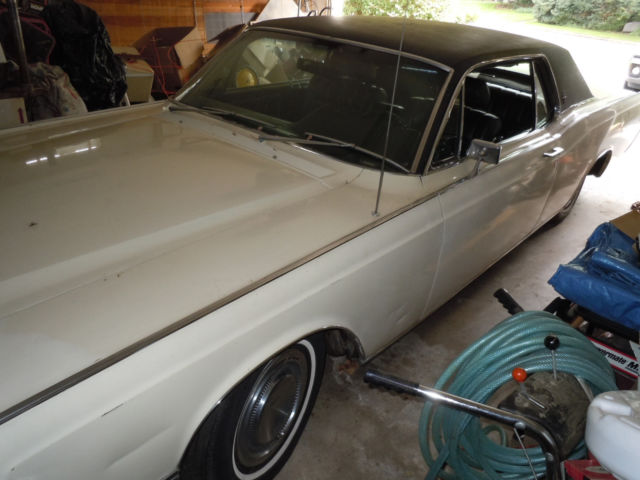 1969 Lincoln Continental 2 door coupe 1969 Lincoln Continental