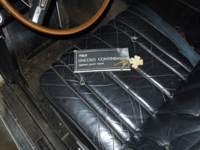 1969 Lincoln Continental - photo 12