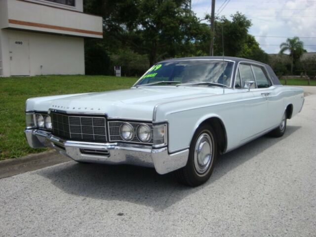 1969 Lincoln Continental 4dr Sedan - photo 2