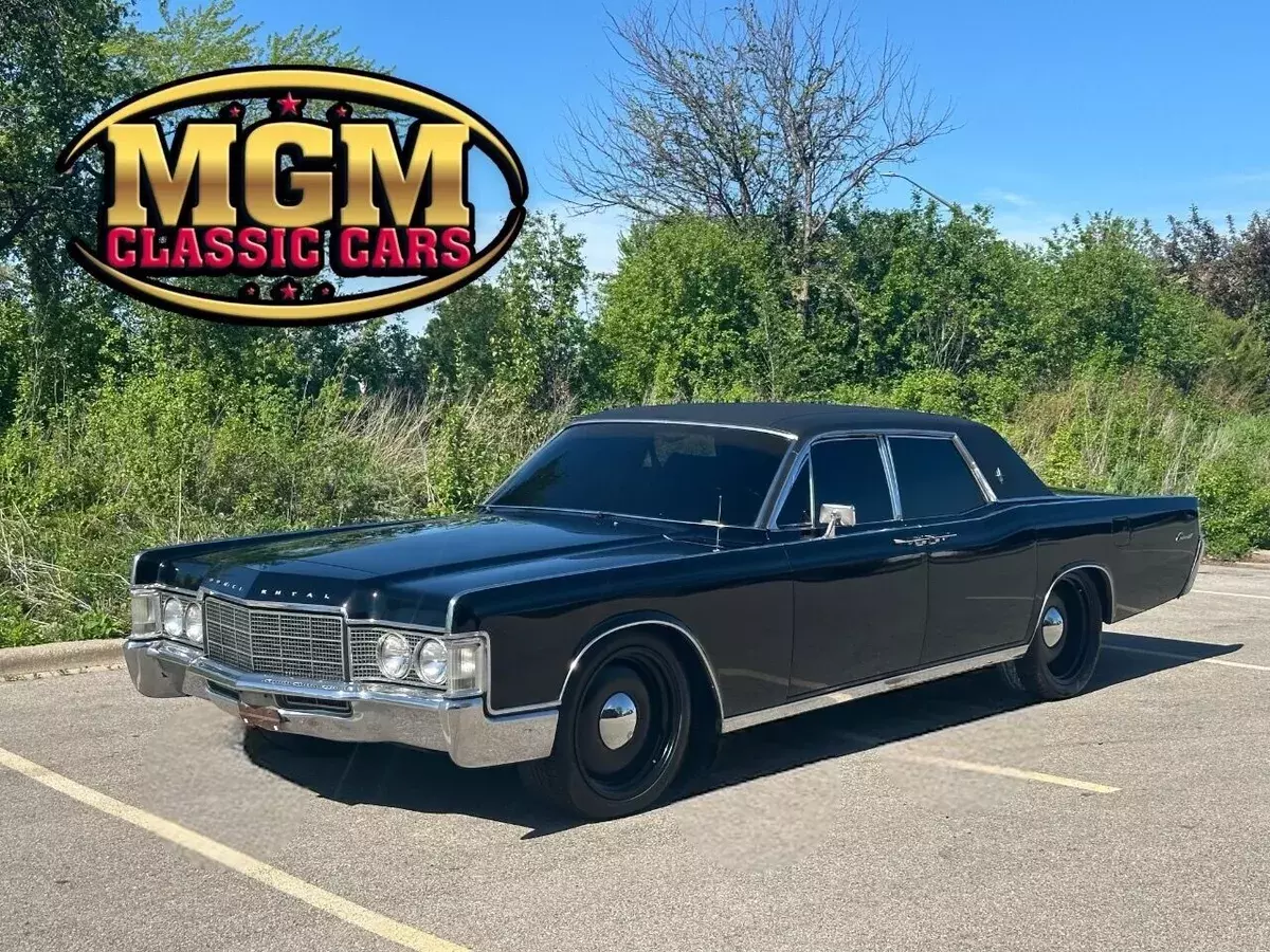 1969 Lincoln Continental BLACK ON BLACK CLEAN 1969 Lincoln Continental BLACK ON BLACK CLEAN
