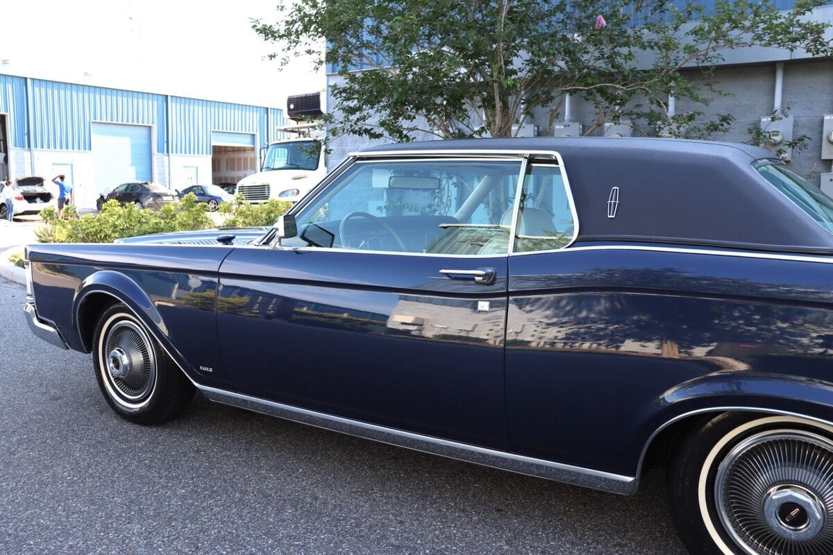 1969 Lincoln Continental Mark III - photo 11
