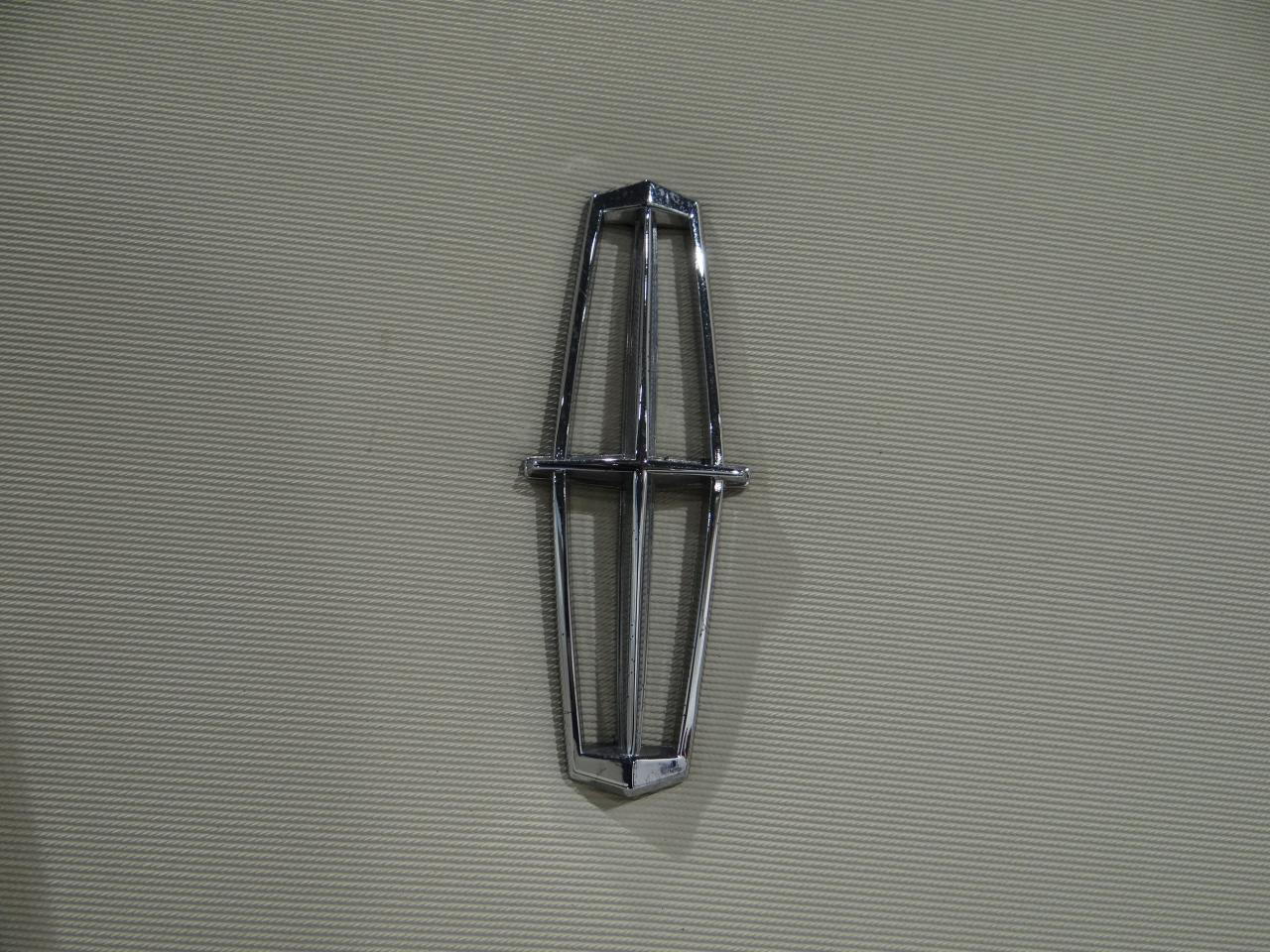 1969 Lincoln Continental Mark III - photo 3