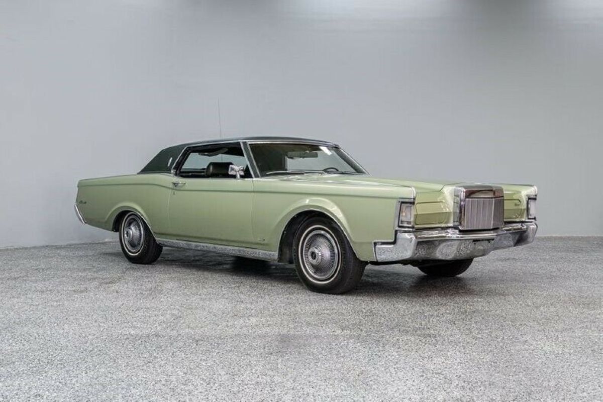 1969 Lincoln Continental Mark III - photo 9