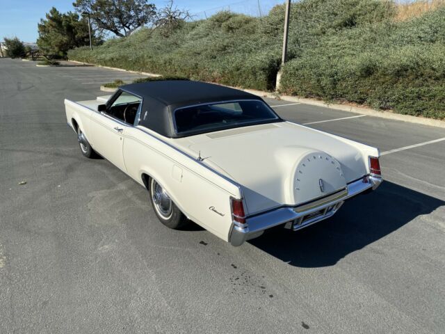 1969 Lincoln Continental Mark III - photo 6