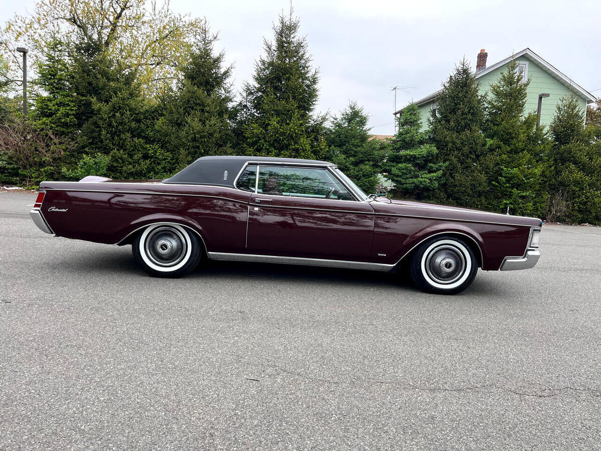 1969 Lincoln Continental Mark III - photo 2