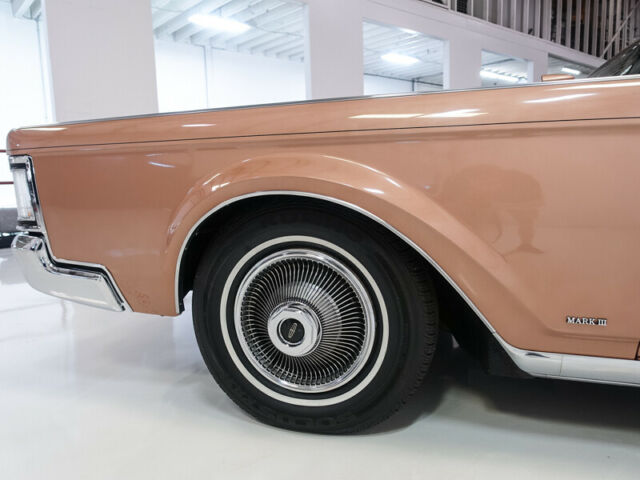 1969 Lincoln Continental Mark III Coupe - photo 6
