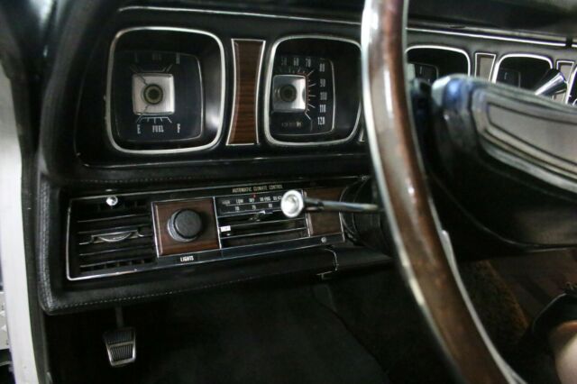 1969 Lincoln Continental MK III - photo 13