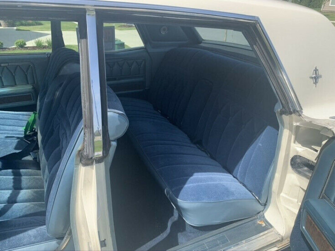 1969 Lincoln Continental All Original, Numbers Matching - photo 5