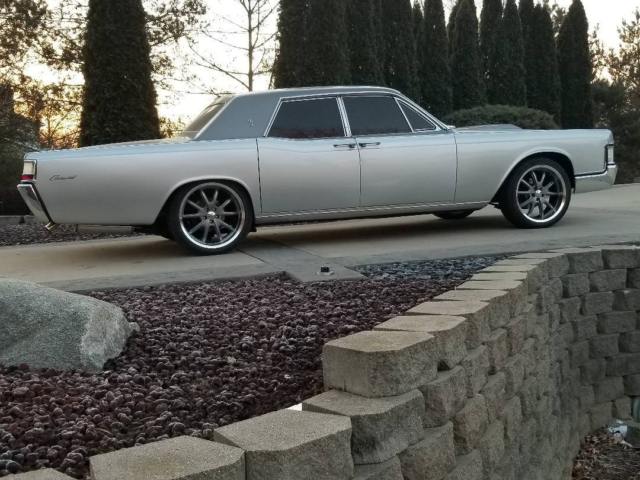 1969 Lincoln Continental - photo 10
