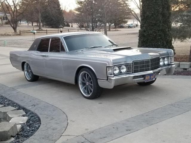 1969 Lincoln Continental - photo 11