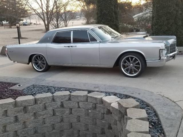 1969 Lincoln Continental - photo 9