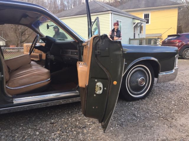 1969 Lincoln Continental - photo 11