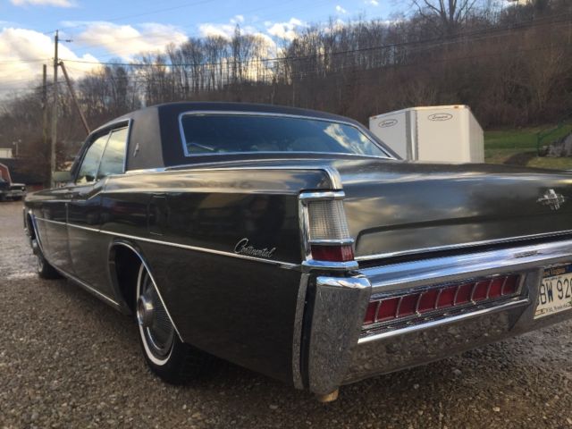 1969 Lincoln Continental - photo 3