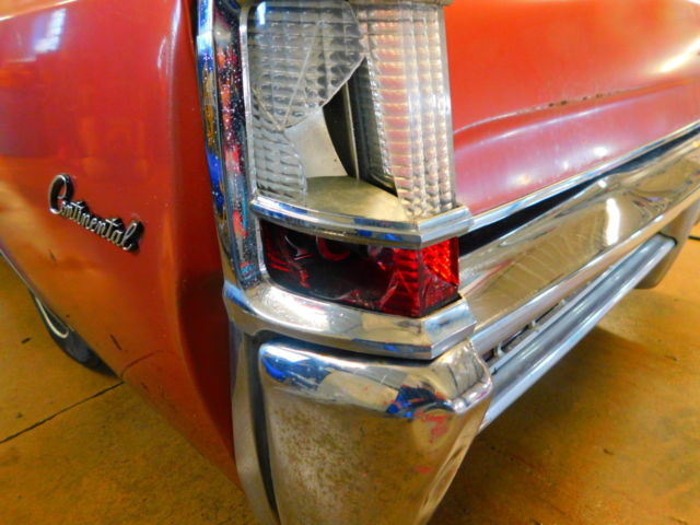 1969 Lincoln Continental - photo 13