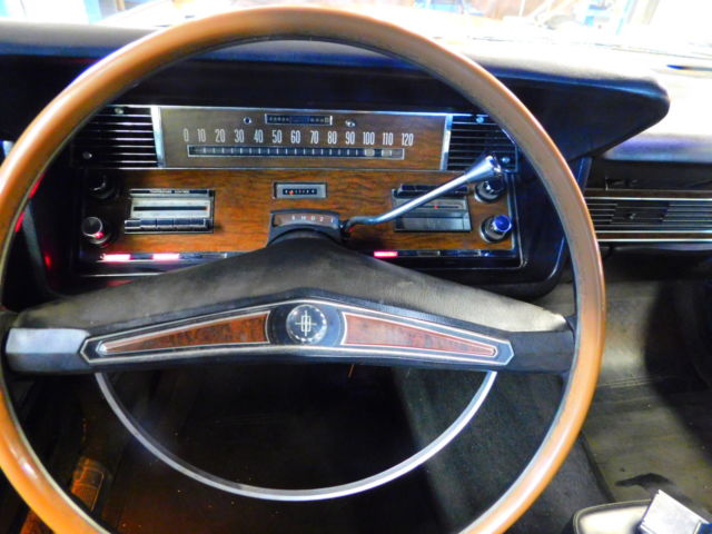 1969 Lincoln Continental - photo 6