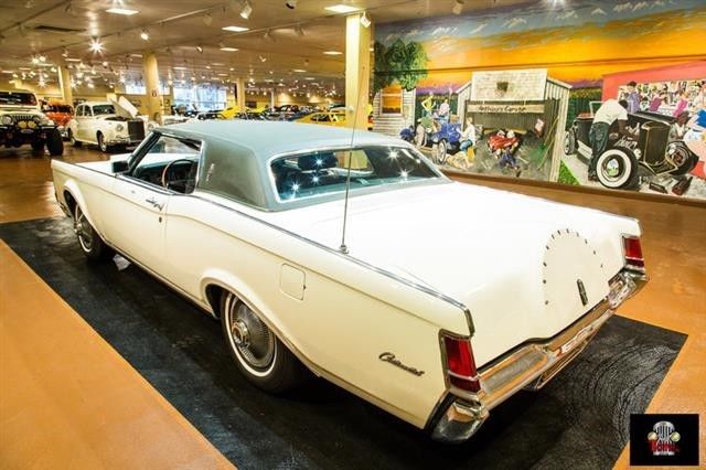1969 Lincoln Continental -- - photo 4