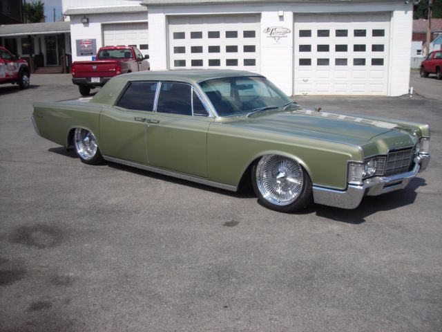 1969 Lincoln Continental - photo 2