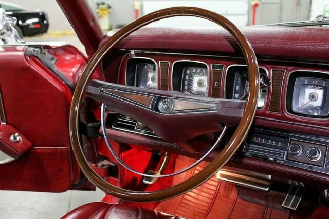1969 Lincoln Mark Series - photo 12