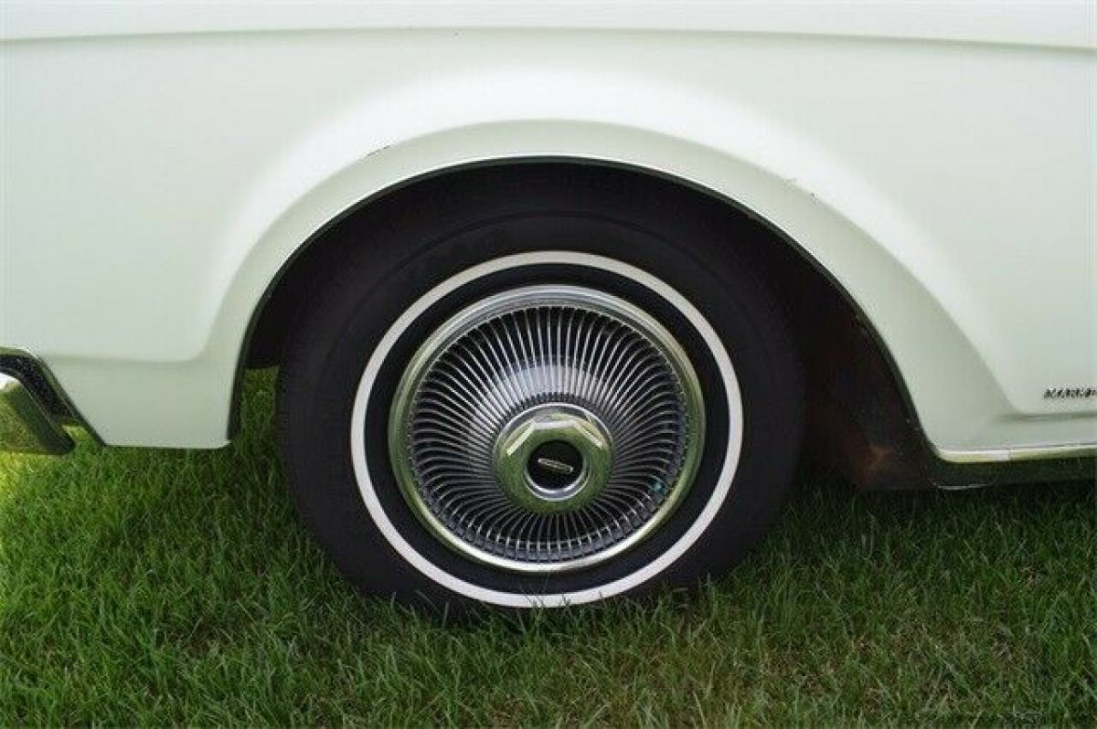 1969 Lincoln Mark Series - photo 9