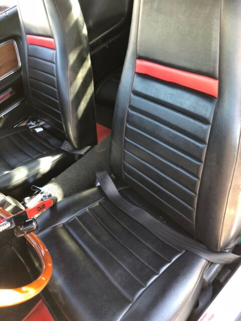 1969 Ford Mustang - photo 3
