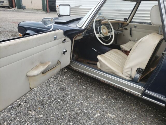 1969 Mercedes-Benz SL-Class 230sl Manual transmission - photo 10