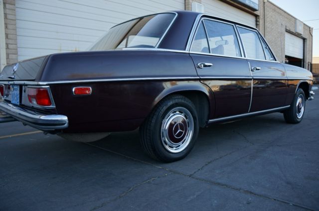1969 Mercedes-Benz 200-Series - photo 4