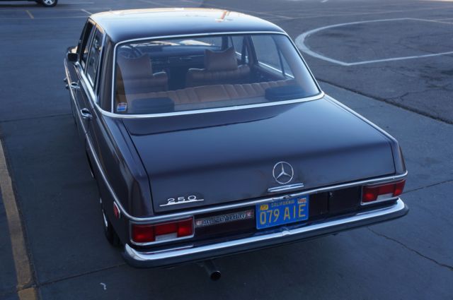 1969 Mercedes-Benz 200-Series - photo 8