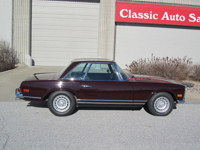 1969 Mercedes-Benz 200-Series Both Tops- Auto-A/C - photo 12
