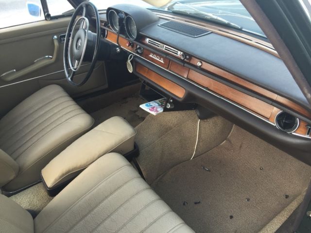 1969 Mercedes-Benz 200-Series - photo 11
