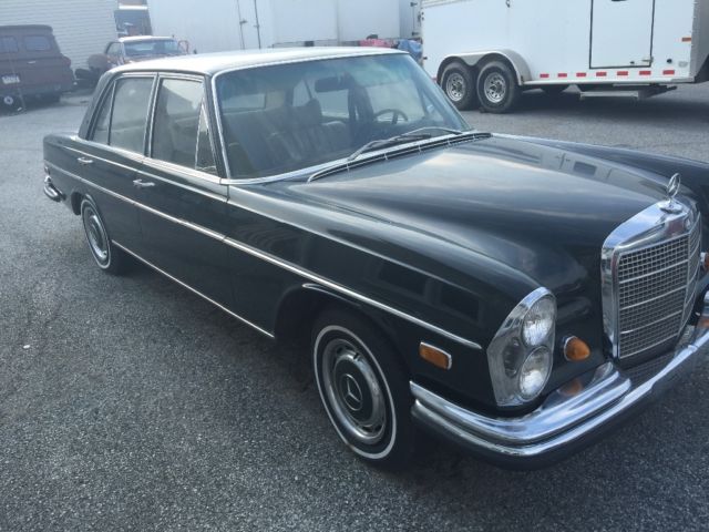 1969 Mercedes-Benz 200-Series - photo 12