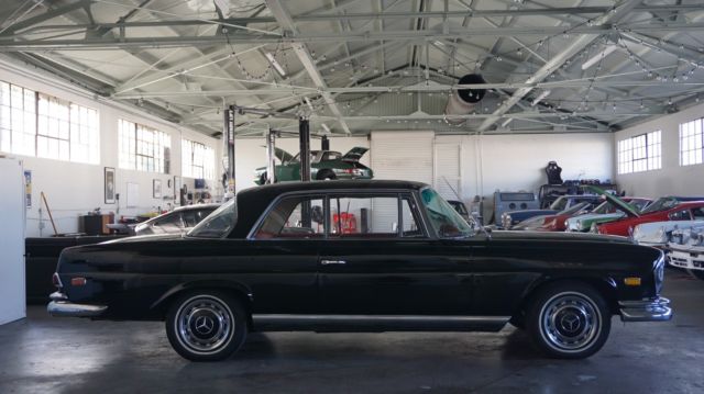 1969 Mercedes-Benz 200-Series - photo 6