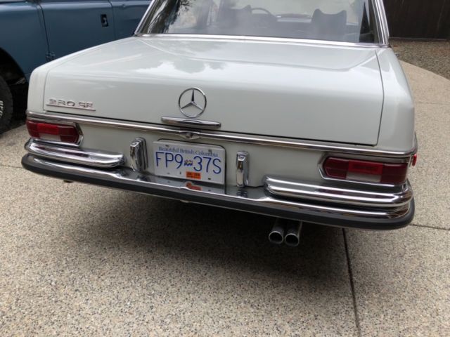 1969 Mercedes-Benz 200-Series - photo 6