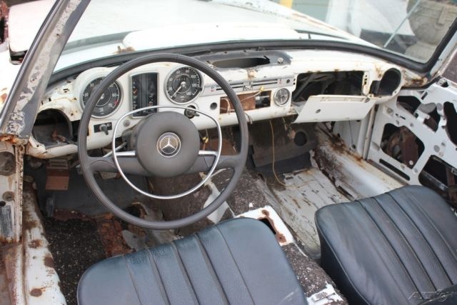1969 Mercedes-Benz SL-Class - photo 11