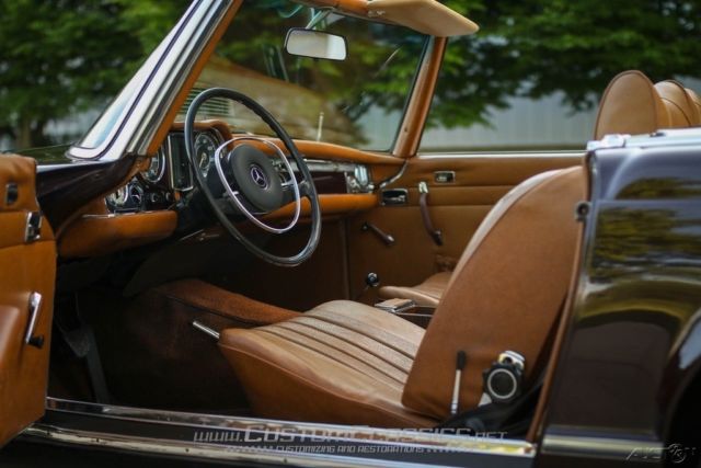 1969 Mercedes-Benz 200-Series - photo 13
