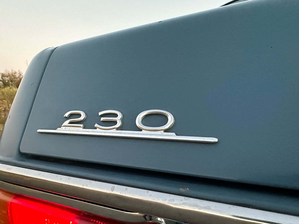 1969 Mercedes-Benz 200-Series - photo 13