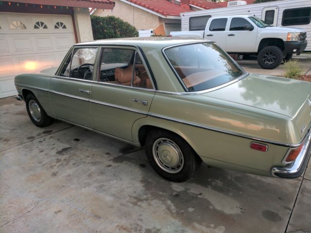 1969 Mercedes-Benz 200-Series Base - photo 7