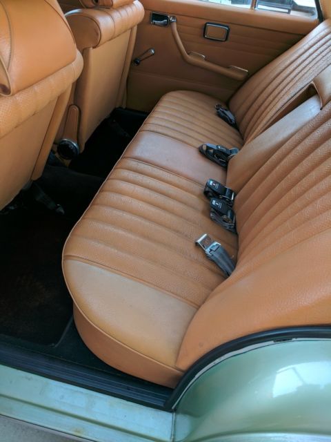 1969 Mercedes-Benz 200-Series Base - photo 5