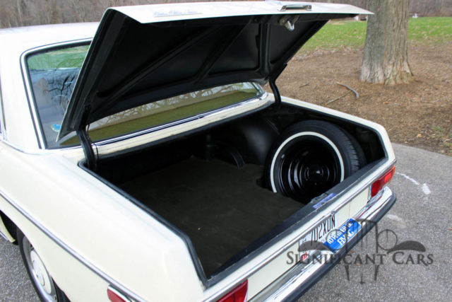 1969 Mercedes-Benz 200-Series 230 - photo 10