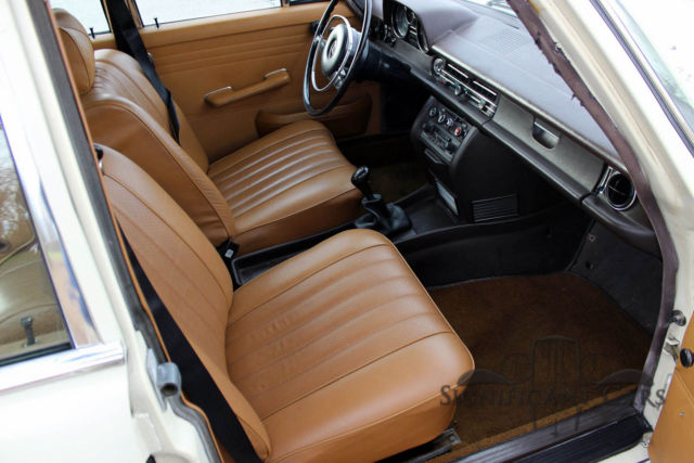 1969 Mercedes-Benz 200-Series 230 - photo 9